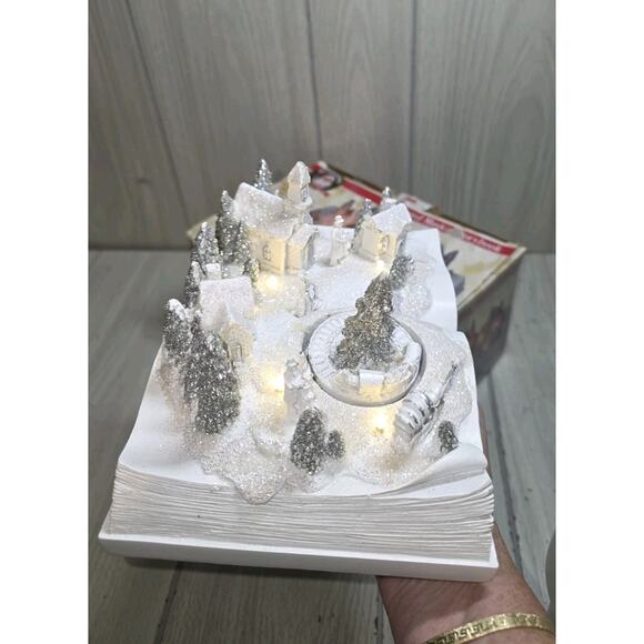 2018 Mr. Christmas Animated Musical Storybook Village Lights Music Holiday - Picture 9 of 11